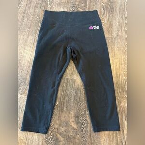 Black Capri Leggings with Subtle Pink Logo -